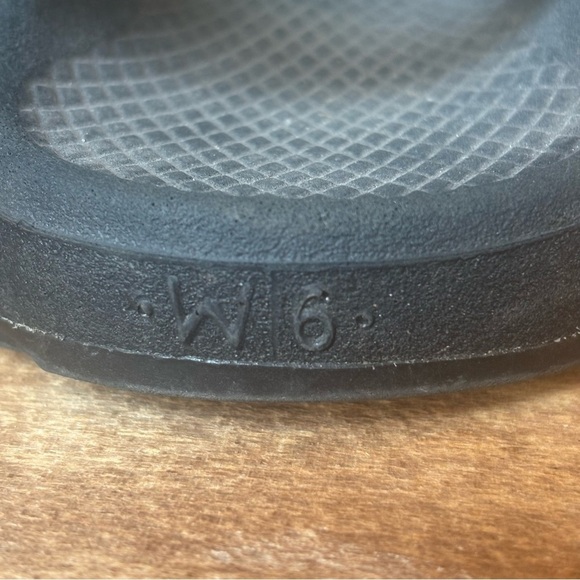 Women’s Chaco Z/Cloud 2 Strap Sandal Size 6 - Picture 5 of 6